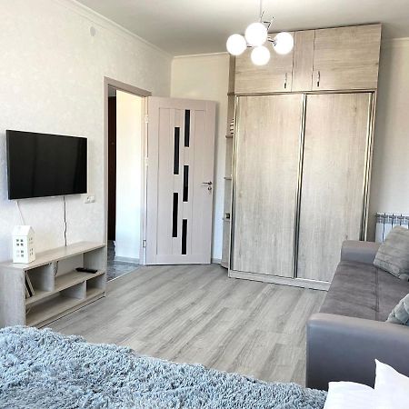 Modern Apartment In The Heart Of Гюмри Экстерьер фото