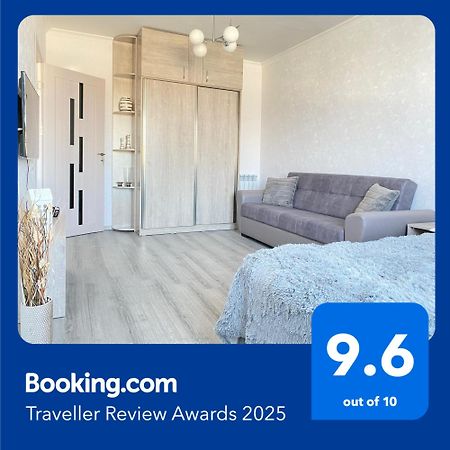 Modern Apartment In The Heart Of Гюмри Экстерьер фото