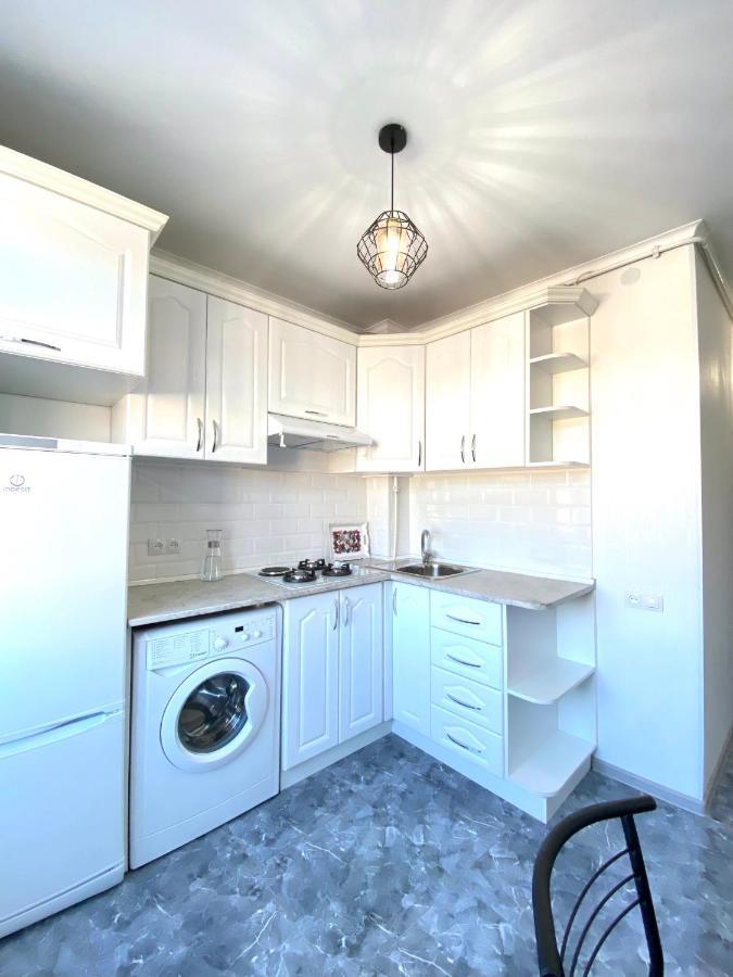 Modern Apartment In The Heart Of Гюмри Экстерьер фото